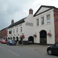 Royal Oak Hotel