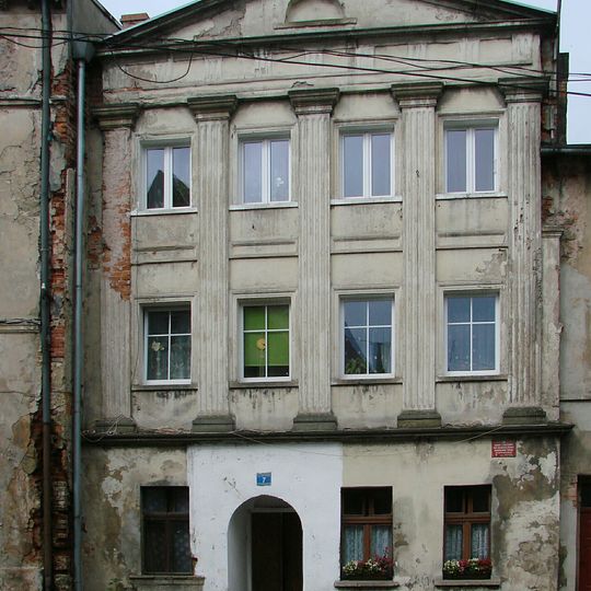 7 Kamiennogórska Street in Chełmsko Śląskie