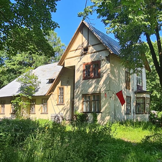 Коттедж сотрудников научного городка №18