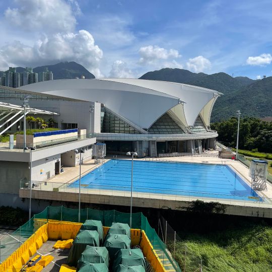 Tung Chung Swimming Pool