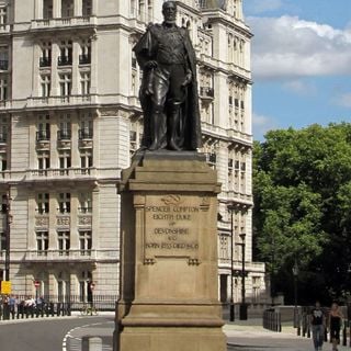 Statue of Spencer Cavendish, 8th Duke of Devonshire