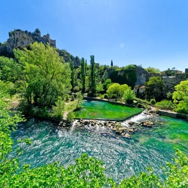 Things to do in Luberon: perched villages, ochre cliffs, and natural treasures of Provence
