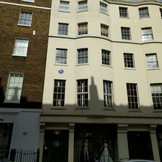 11, Hinde Street W1