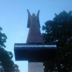 Clyde Street, Statue Of Dolores Ibarruri, La Pasionaria
