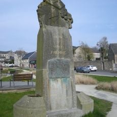 Monument aux frères Frémine et à Le Véel