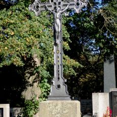 Kříž jihovýchodně od Zvíkovce