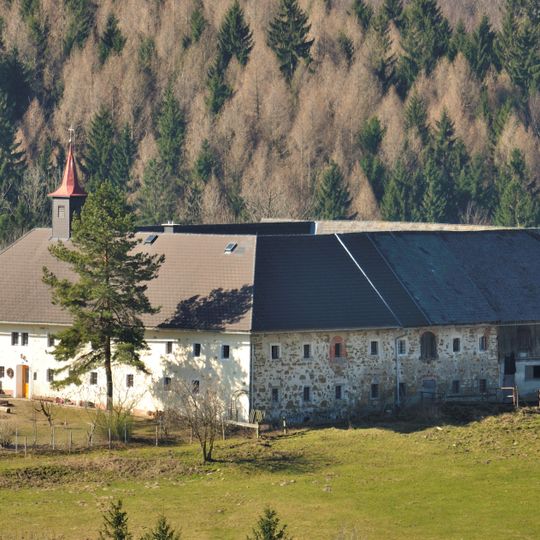 Bauernhof mit Kapelle, Schiefer