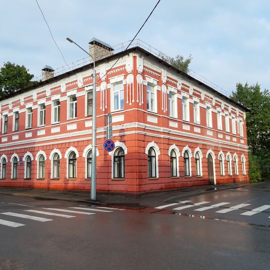 Lienina Street 4, Polack