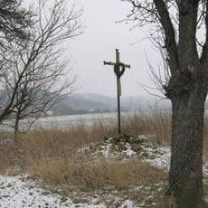 Kříž na rozcestí k osadě Hlince