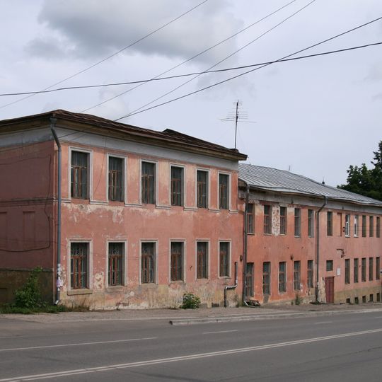 Здание женской гимназии