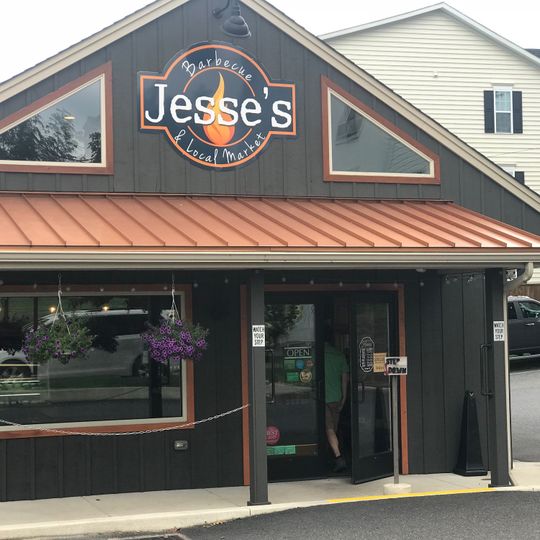 Jesse’s Barbecue & Local Market