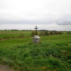 Kříž severně od Polánky u potoka Kopřivnice
