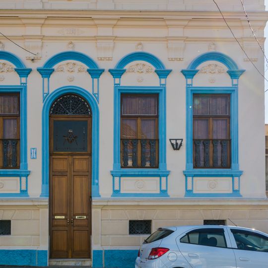 Building at Rua Floriano Peixoto, 276