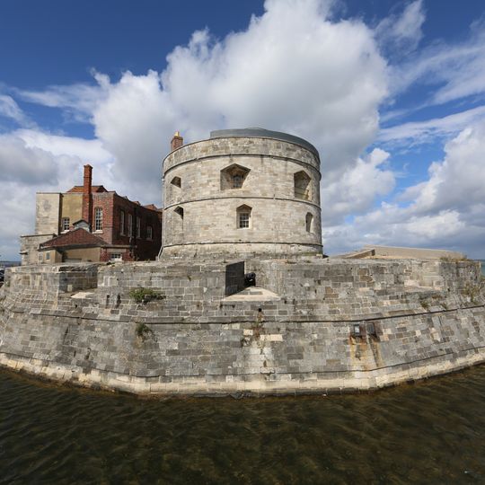 Calshot Castle