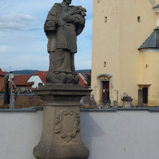 Sochy svatého Tadeáše a svatého Jana Nepomuckého