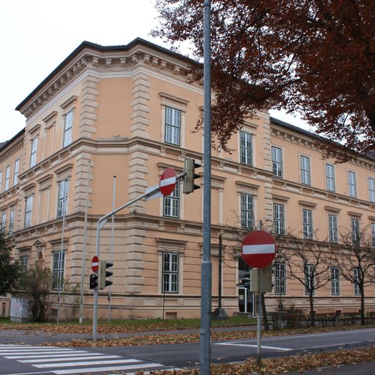 Peraugymnasium Villach