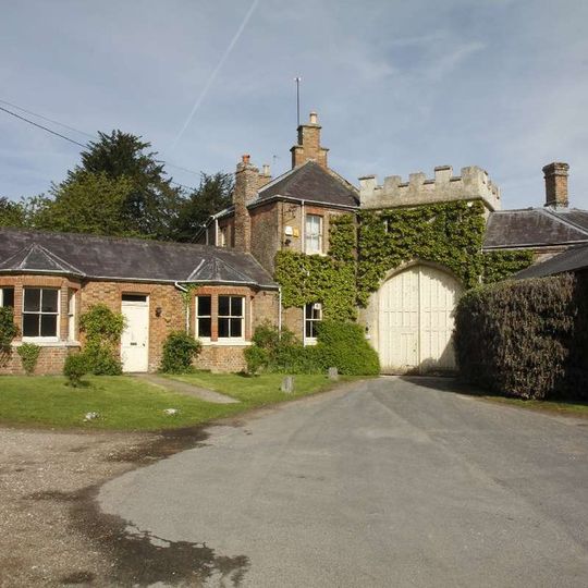 Gatehouse Approximately 85 Metres South Of Shirburn Castle