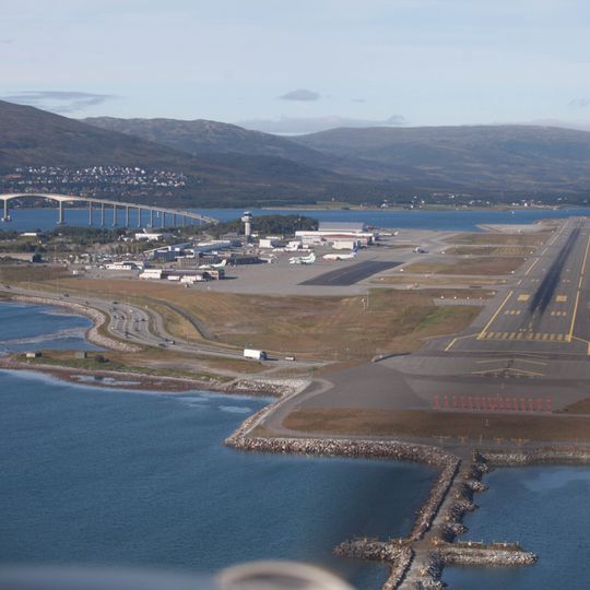 Tromsø Airport, Langnes