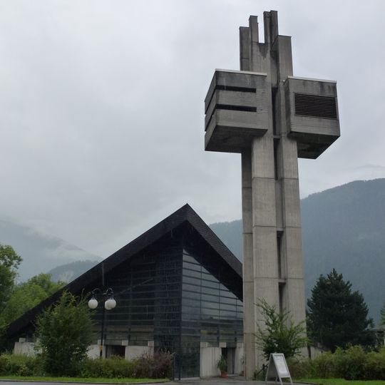 Kirche zu den Hll. Engeln in Brennbichl und Glockenturm