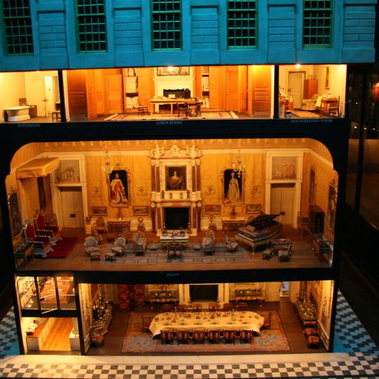 Queen Mary's Dolls' House