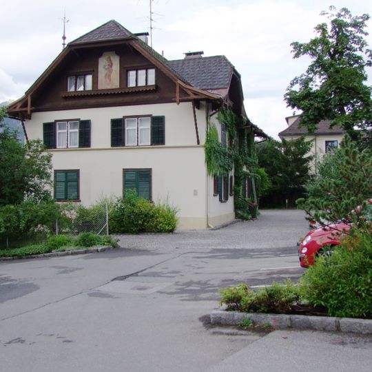 Villa/Landhaus Alte Landstraße 17