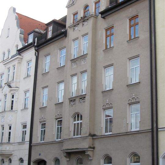 Mietshaus