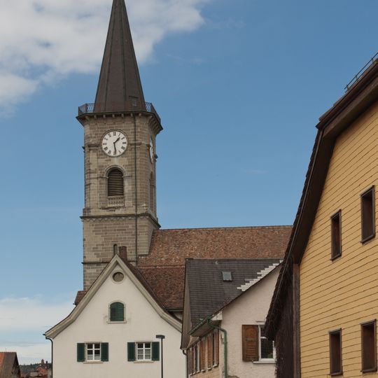 Reformierte Kirche mit Kirchhof