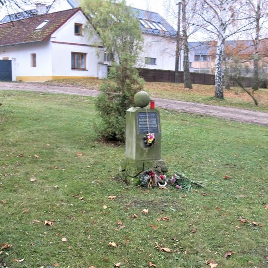 Pomník obětem okupace 1939-45 v Ostré