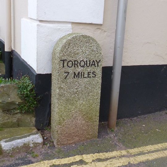 Milestone, Marine Parade jct with Horse Lane