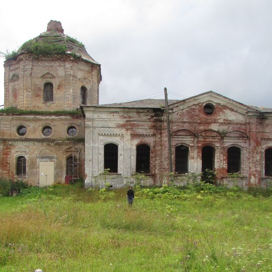 Церковь Всех Скорбящих с иконостасом