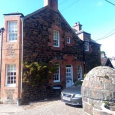 Broughton Village, Crossford