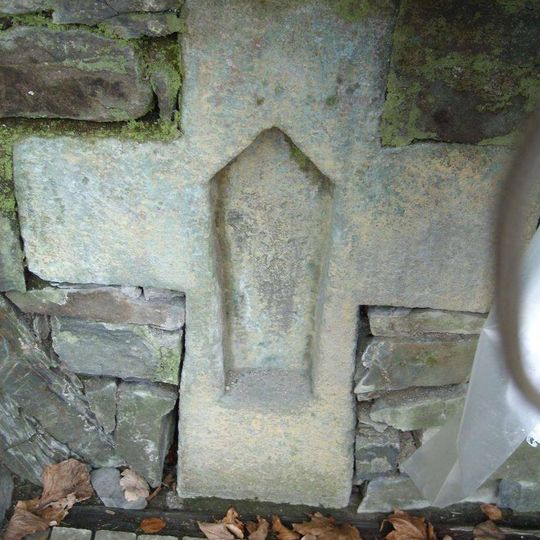 Smírčí kříž ve Spálově ve skalní kapli Panny Marie