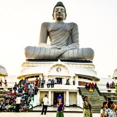 Dhyana Buddha statue