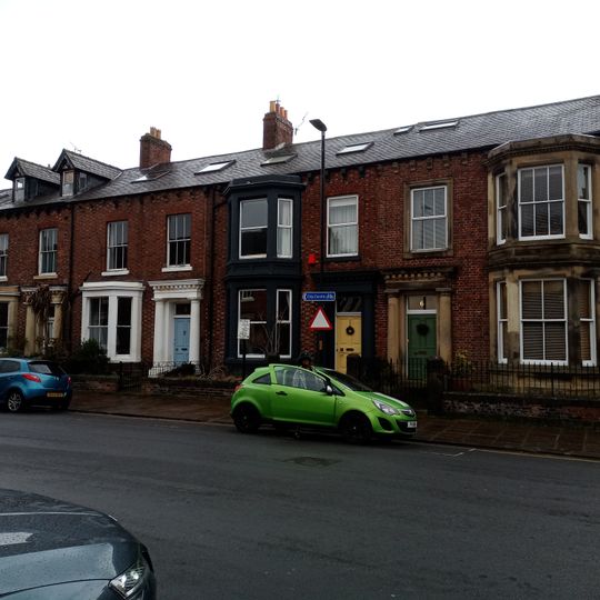 6-20, Hartington Place