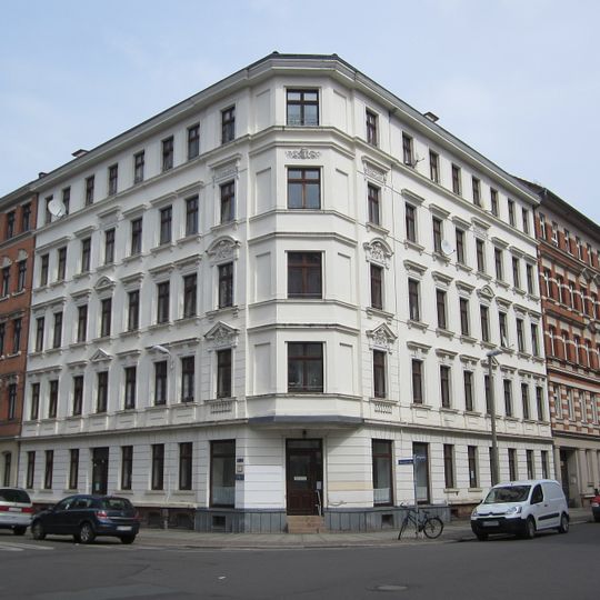 Mietshaus Bussestraße 6