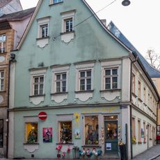 Wohn- und Geschäftshaus