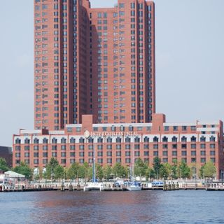 Towers at Harbor Court