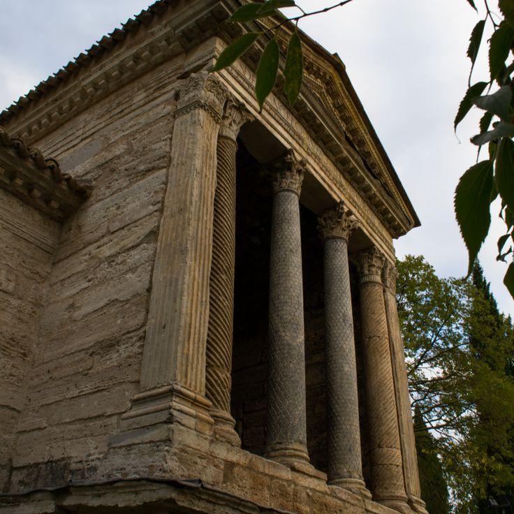 Tempietto sul Clitunno