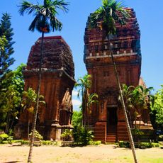 Doi Cham Towers