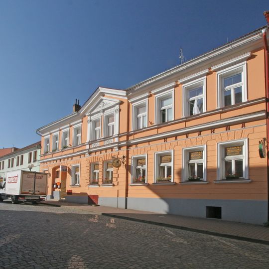 Hospoda s pamětní deskou