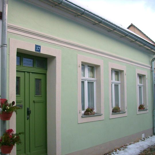 Wohnhaus in geschlossener Bebauung Lange Straße 17