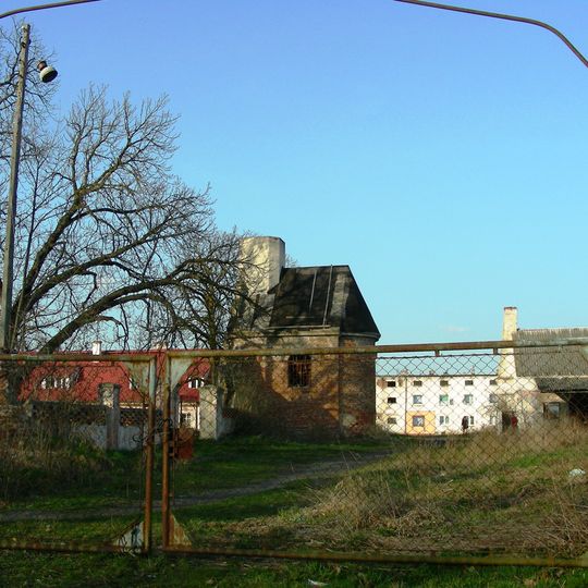 Kaplica, Zamkowa 28 w Mikolinie