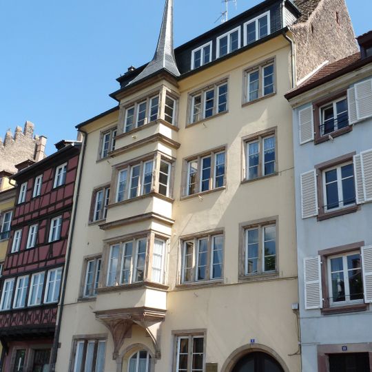 Immeuble au 11, quai des Bateliers à Strasbourg