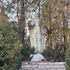 Monument în memoria consătenilor căzuți în război (1941-1945)