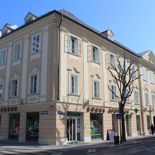 Bürgerhaus, Stadthaus