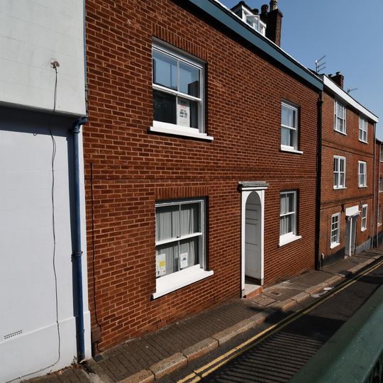 38, Lower North Street