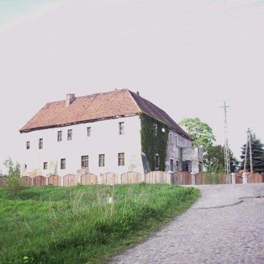 Miodnica Castle
