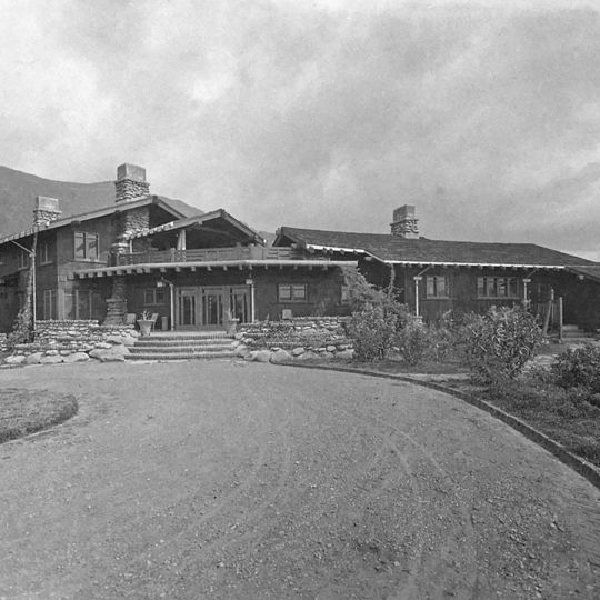 Charles M. Pratt House