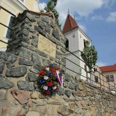 Pamětní deska Václava Vaniše v Mladé Vožici