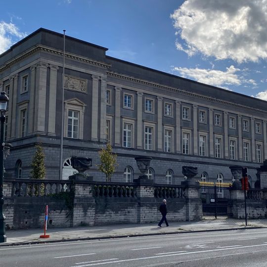 Palais des Académies